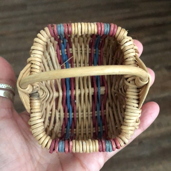 Handmade Tiny Basket Doll Miniature Wicker - Picture 2 of 6